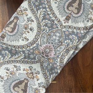 Pottery Barn Duvet Cover Medallion Trellis Gray pink cream Full/Queen